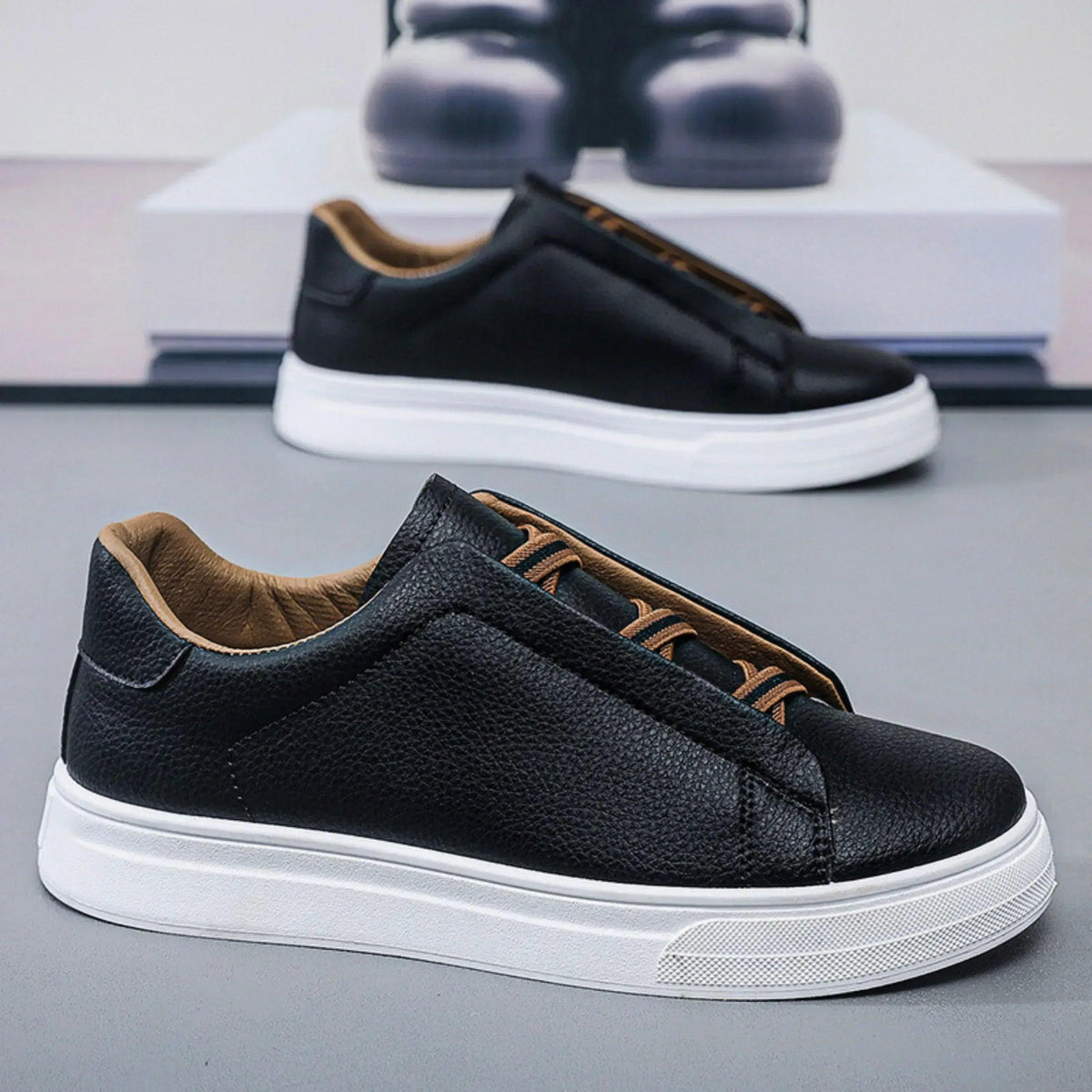 Ezra Leather Sneakers