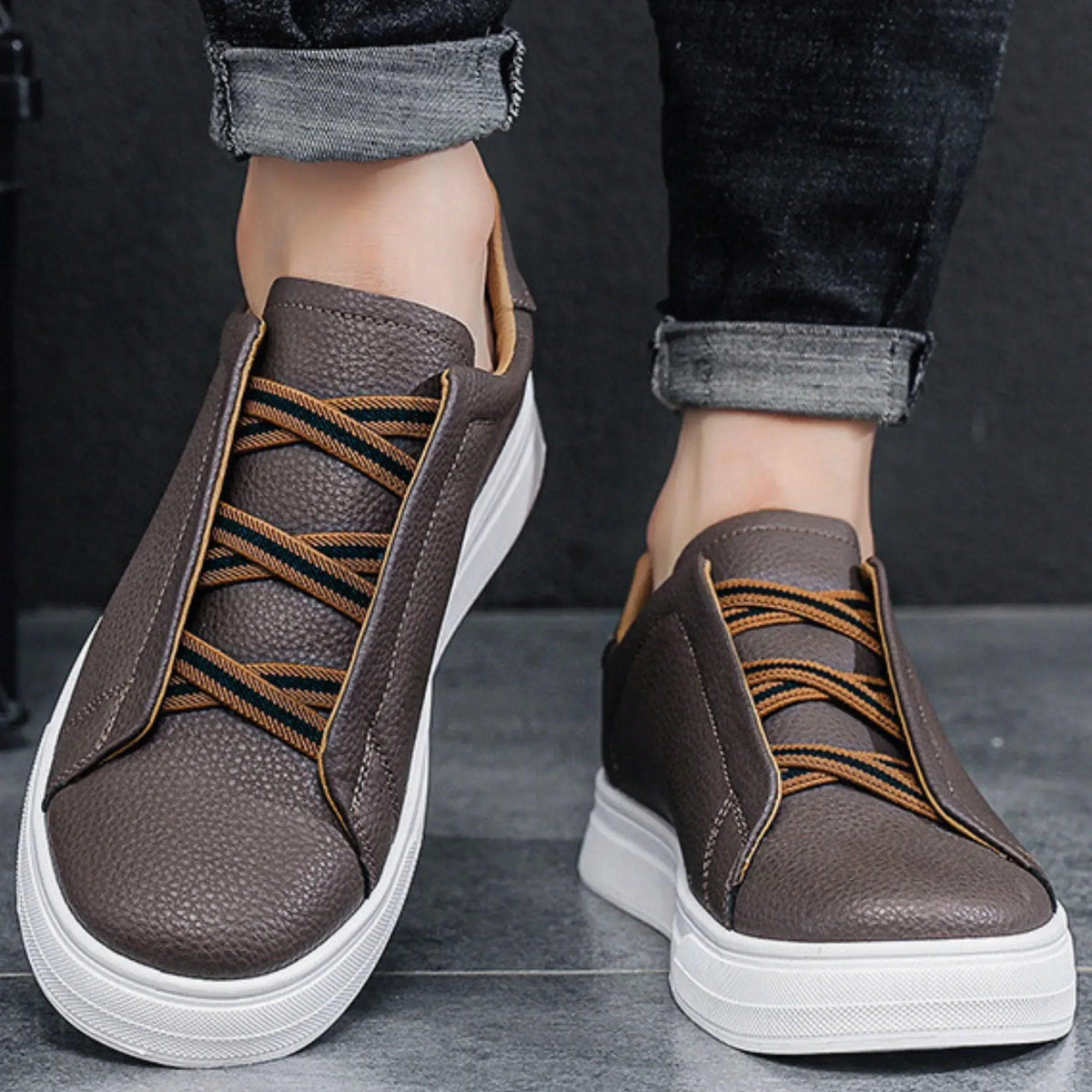 Ezra Leather Sneakers