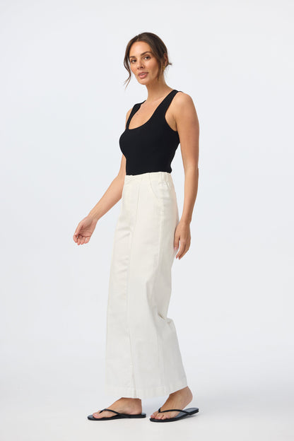 Tailored Pintuck Jeans - White